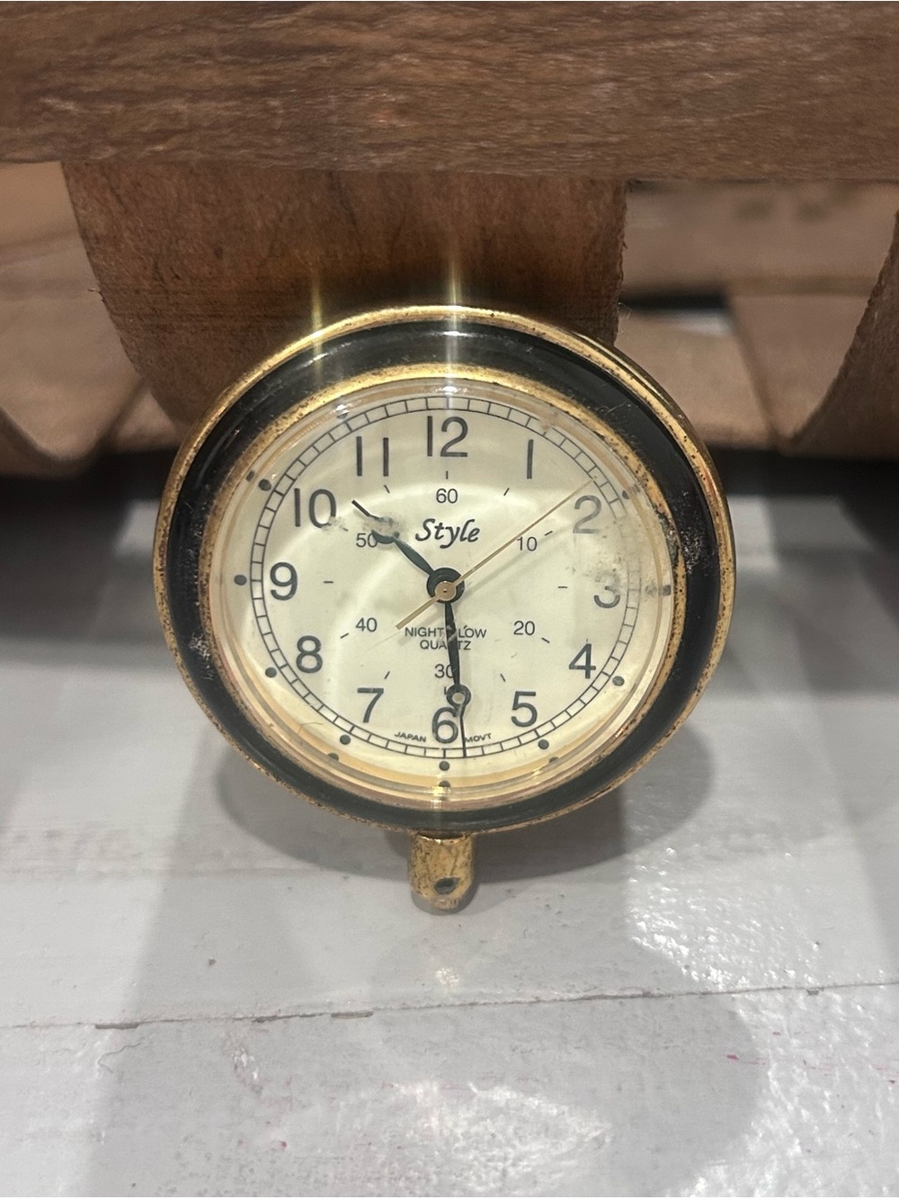 Vtg Collezio Keychain Gold Toned Pocket Watch Quartz Repair or parts UNTESTED